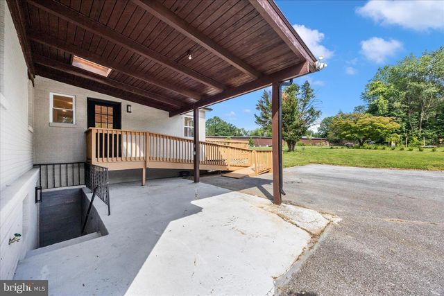 16215 REDLAND RD, Rockville, MD 20855