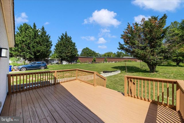 16215 REDLAND RD, Rockville, MD 20855