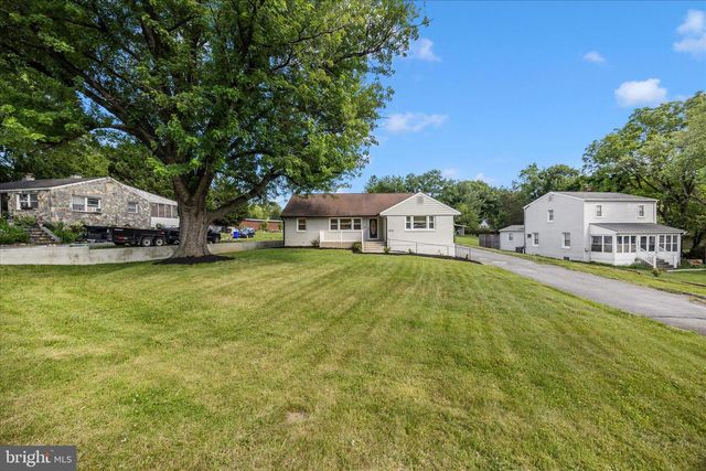 16215 REDLAND RD, Rockville, MD 20855