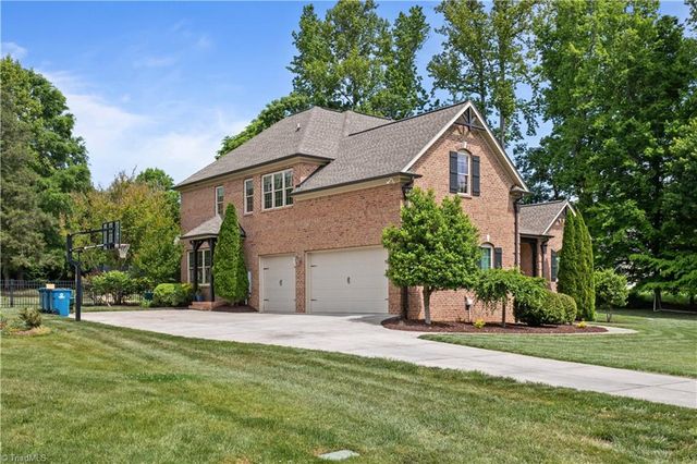 8151 Rob Roy Drive, Summerfield, NC 27358