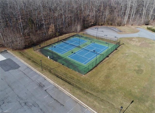 8151 Rob Roy Drive, Summerfield, NC 27358