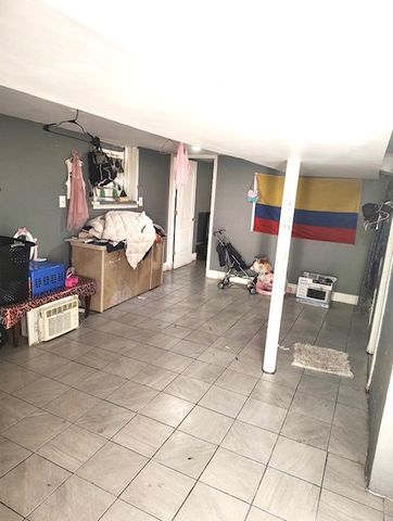 7248 S Wolcott Avenue, Chicago, IL 60636