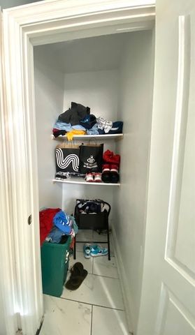 7248 S Wolcott Avenue, Chicago, IL 60636