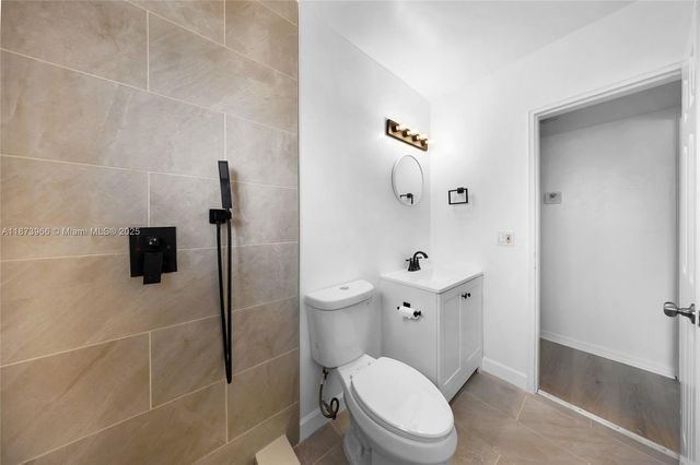 10001 W Bay Harbor Dr 404, Bay Harbor Islands, FL 33154