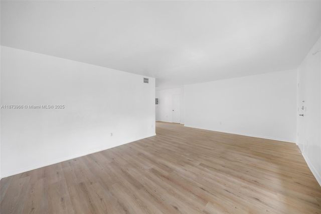 10001 W Bay Harbor Dr 404, Bay Harbor Islands, FL 33154