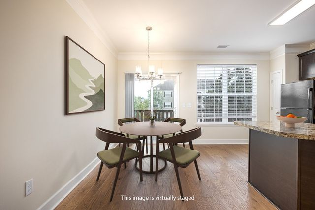 8222 Lenox Creekside Dr, Antioch, TN 37013