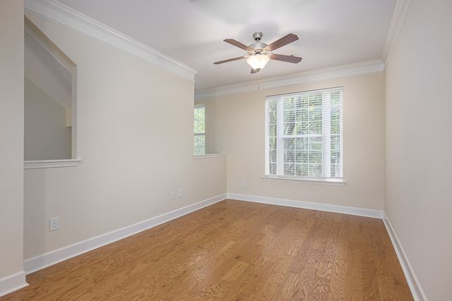 8222 Lenox Creekside Dr, Antioch, TN 37013