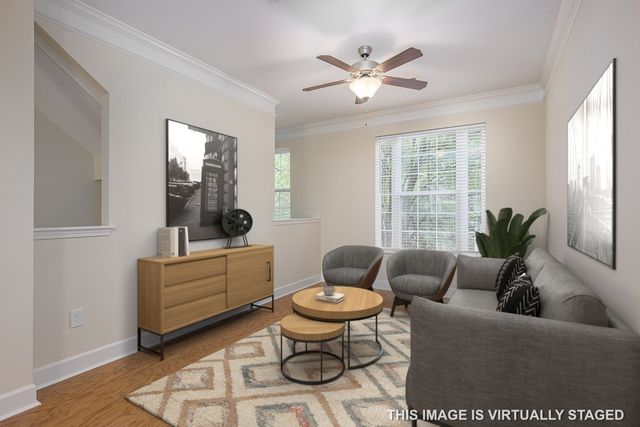 8222 Lenox Creekside Dr, Antioch, TN 37013