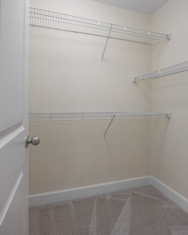 8222 Lenox Creekside Dr, Antioch, TN 37013