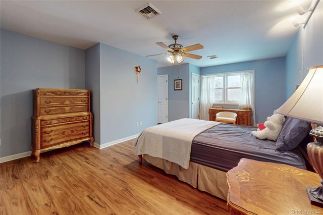 29 Deer Crossing Drive, Fishkill, NY 12524