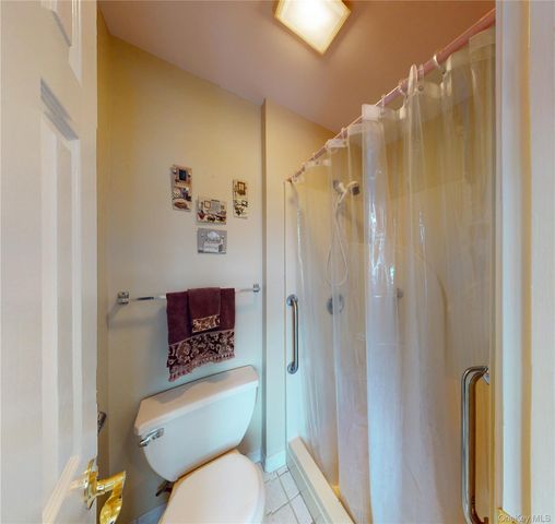 29 Deer Crossing Drive, Fishkill, NY 12524