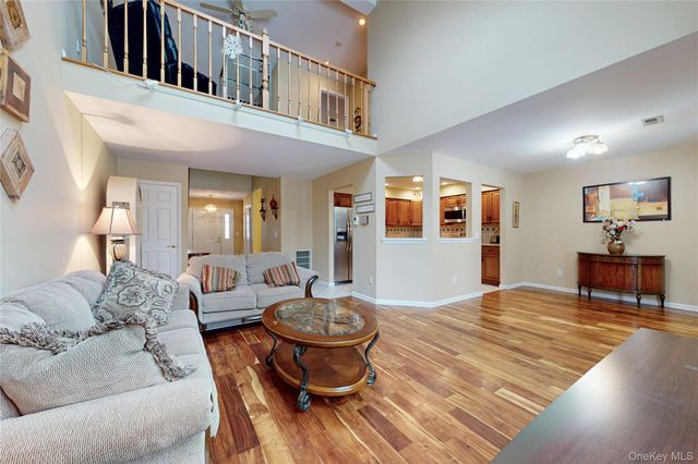 29 Deer Crossing Drive, Fishkill, NY 12524