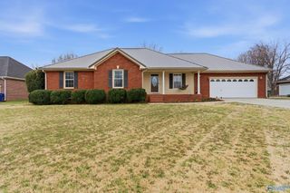 112 Gerald Drive, Hazel Green, AL 35750