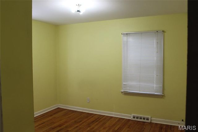 4207 Saint Linus Lane, St Ann, MO 63074