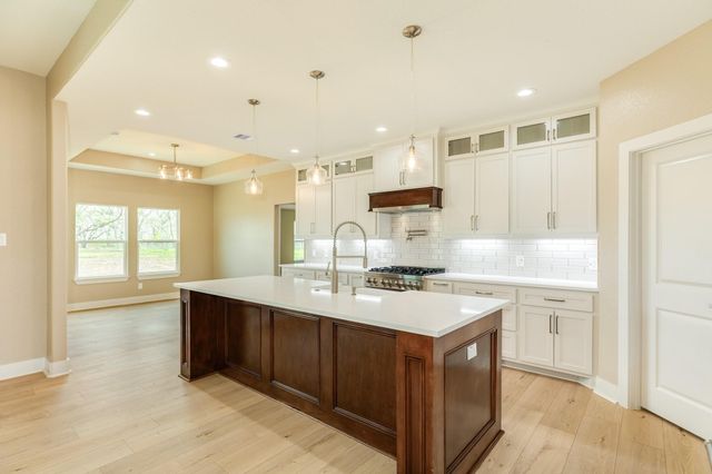 33627 Blue Marlin, Richwood, TX 77531