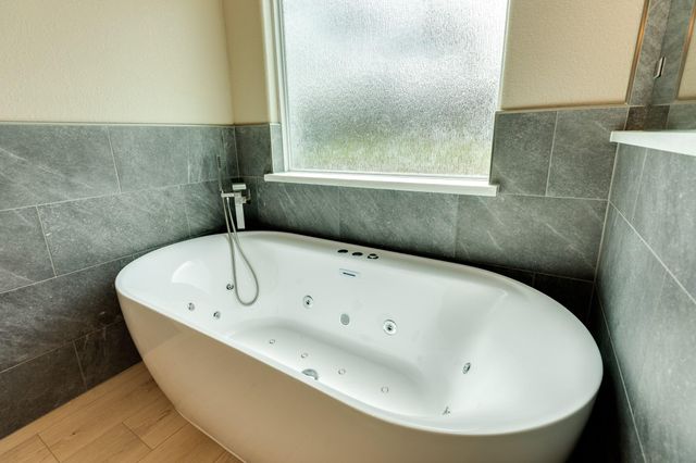 33627 Blue Marlin, Richwood, TX 77531