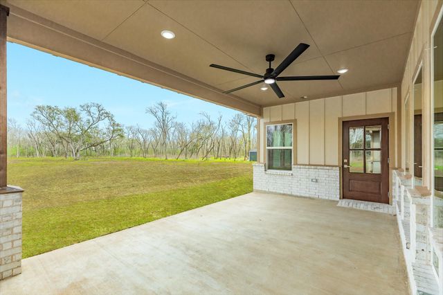 33627 Blue Marlin, Richwood, TX 77531