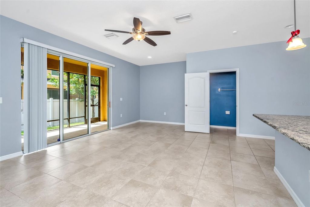 Image 20 of property listing at 13937 SNAPPER FIN LANE, Tampa, FL 33637