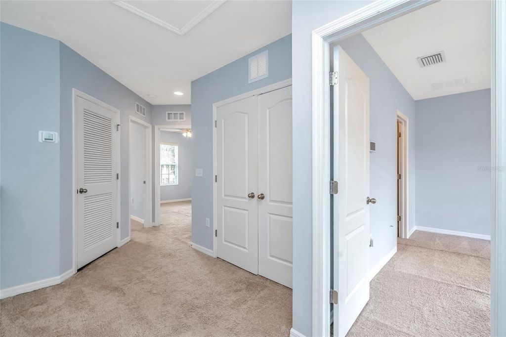 Image 27 of property listing at 13937 SNAPPER FIN LANE, Tampa, FL 33637