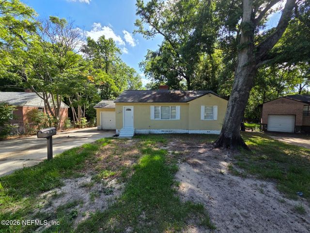 7909 WAINWRIGHT Drive, Jacksonville, FL 32208