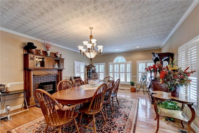 1889 Ridgedale Drive, Snellville, GA 30078