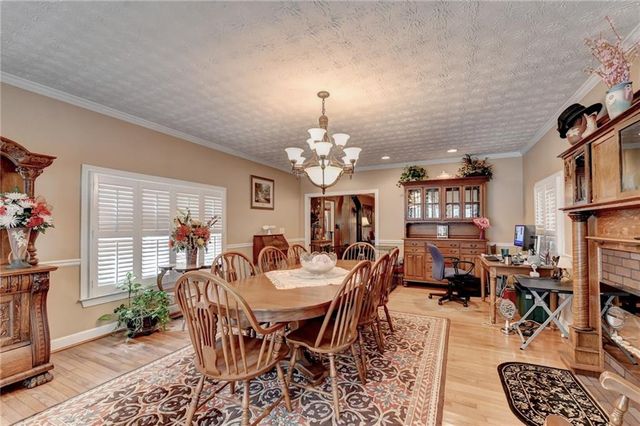 1889 Ridgedale Drive, Snellville, GA 30078