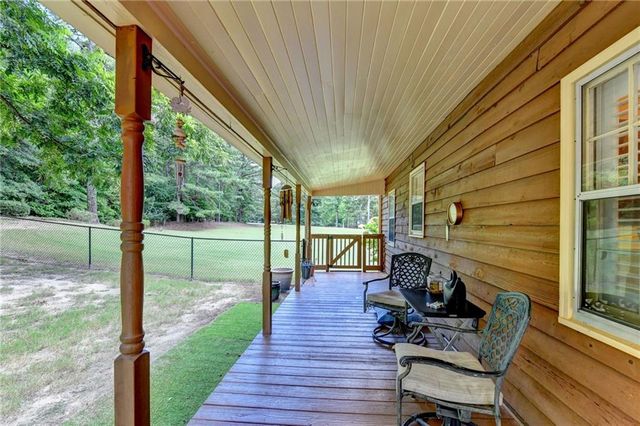 1889 Ridgedale Drive, Snellville, GA 30078