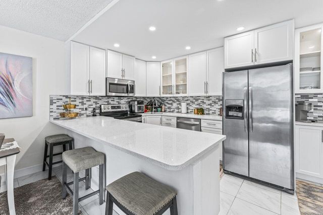 1006 Green Pine Boulevard F1, West Palm Beach, FL 33409