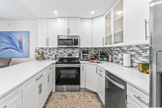 1006 Green Pine Boulevard F1, West Palm Beach, FL 33409