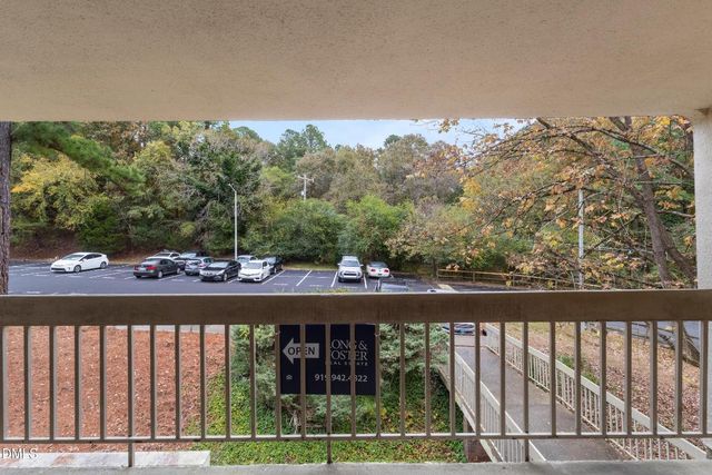 500 Umstead Drive C 304, Chapel Hill, NC 27516