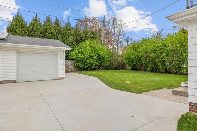 526 Pinetree ROAD, Kohler, WI 53044