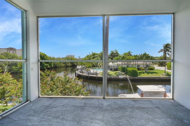 931 SE 9th Avenue 17, Pompano Beach, FL 33060