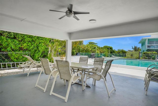 931 SE 9th Avenue 17, Pompano Beach, FL 33060
