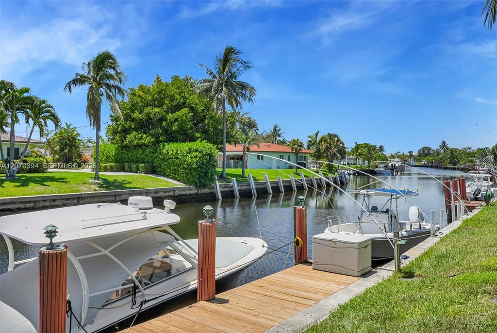 931 SE 9th Avenue 17, Pompano Beach, FL 33060