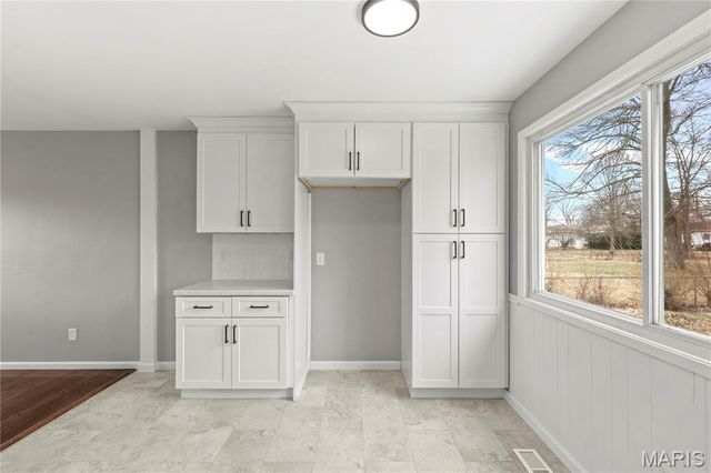 367 Peffer Lane, Fenton, MO 63026