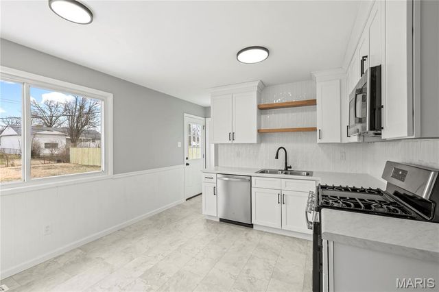 367 Peffer Lane, Fenton, MO 63026