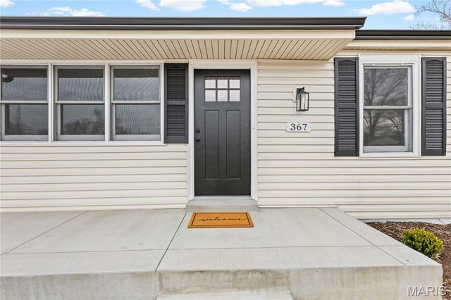 367 Peffer Lane, Fenton, MO 63026