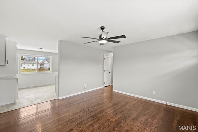 367 Peffer Lane, Fenton, MO 63026