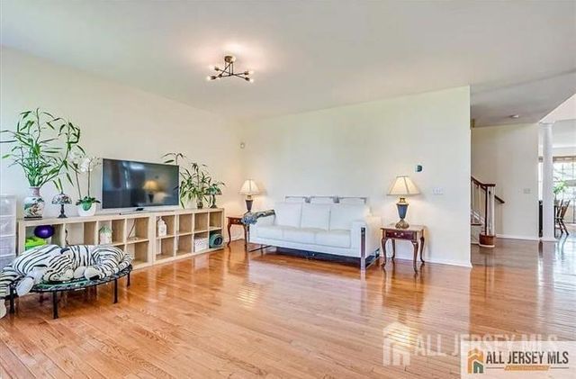 31 Orchid Drive, Plainsboro, NJ 08536