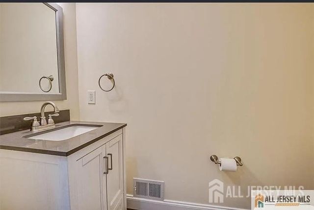 31 Orchid Drive, Plainsboro, NJ 08536