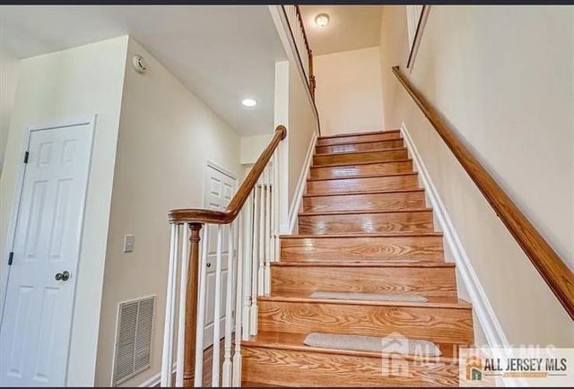 31 Orchid Drive, Plainsboro, NJ 08536