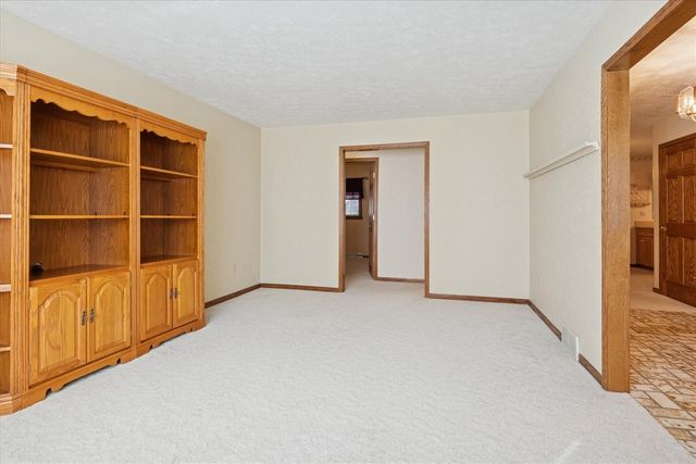 2419 Blanchard Drive, Niles, MI 49120