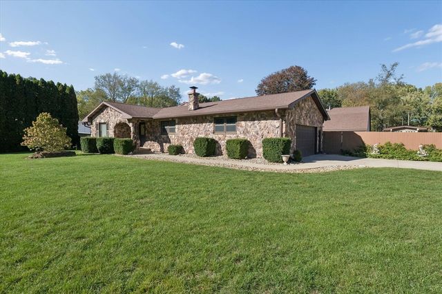 2419 Blanchard Drive, Niles, MI 49120