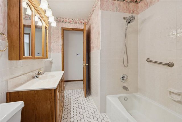 2419 Blanchard Drive, Niles, MI 49120