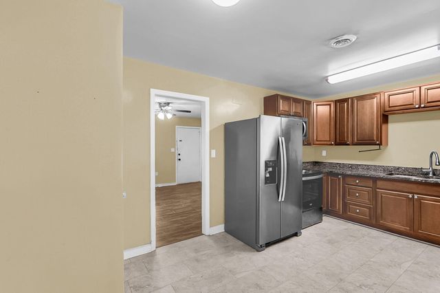 216 Gardenia Street, Summerville, SC 29483