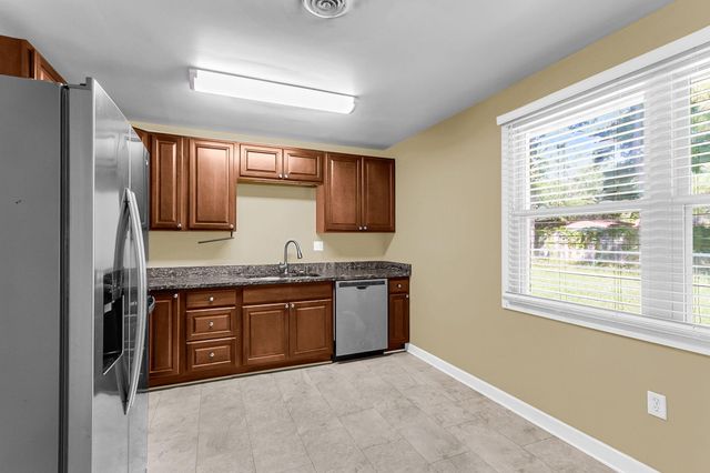 216 Gardenia Street, Summerville, SC 29483