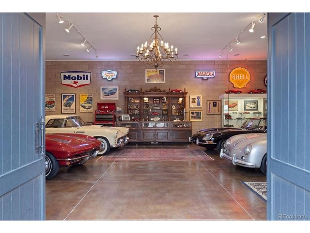 2072 Summit St, Franktown, CO 80116