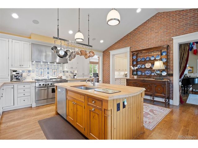 2072 Summit St, Franktown, CO 80116