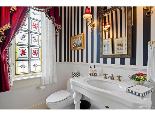 2072 Summit St, Franktown, CO 80116