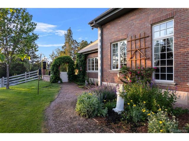 2072 Summit St, Franktown, CO 80116